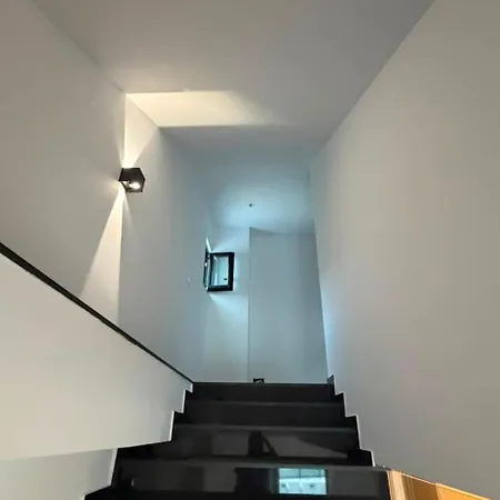 Luxury In - With Private Pool 빌라 보르쉬