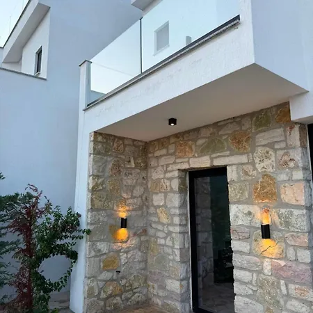 빌라 Luxury In - With Private Pool