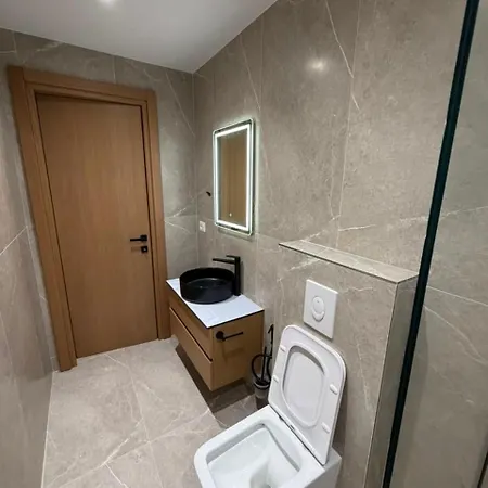Luxury In - With Private Pool *